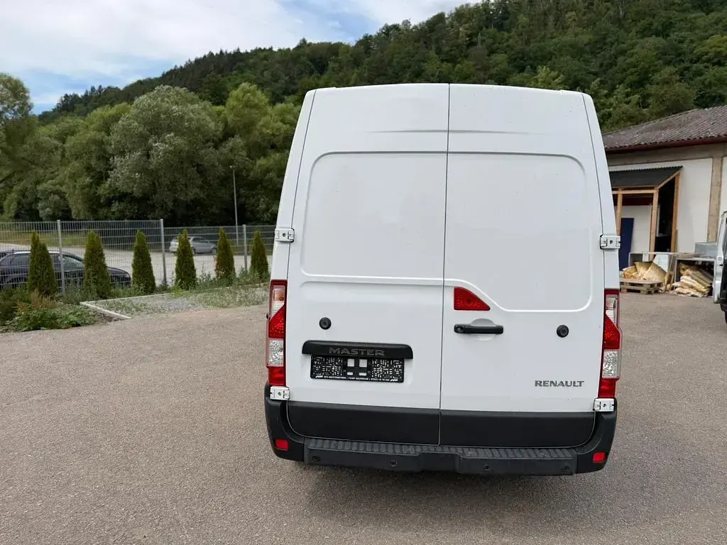 Gebraucht Renault Master 135 PS (99 kW) 2021 Weiß Van / Kleinbus