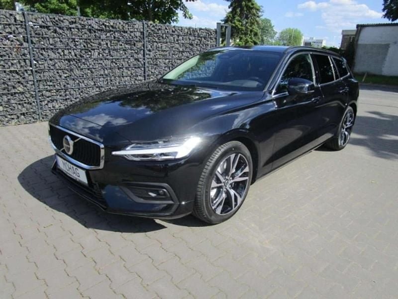 Schwarz Gebraucht 2024 Volvo V60 Core Kombi | 37.890 € (Guter Preis) - Bild 1/4