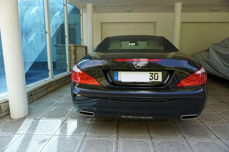 Gebraucht Mercedes SL500 435 PS (319 kW) 2012 Schwarz Cabrio