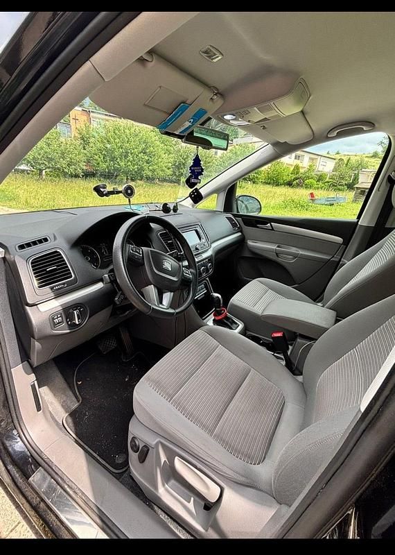 Gebraucht Seat Alhambra 140 PS (102 kW) 2014 Schwarz Van / Kleinbus