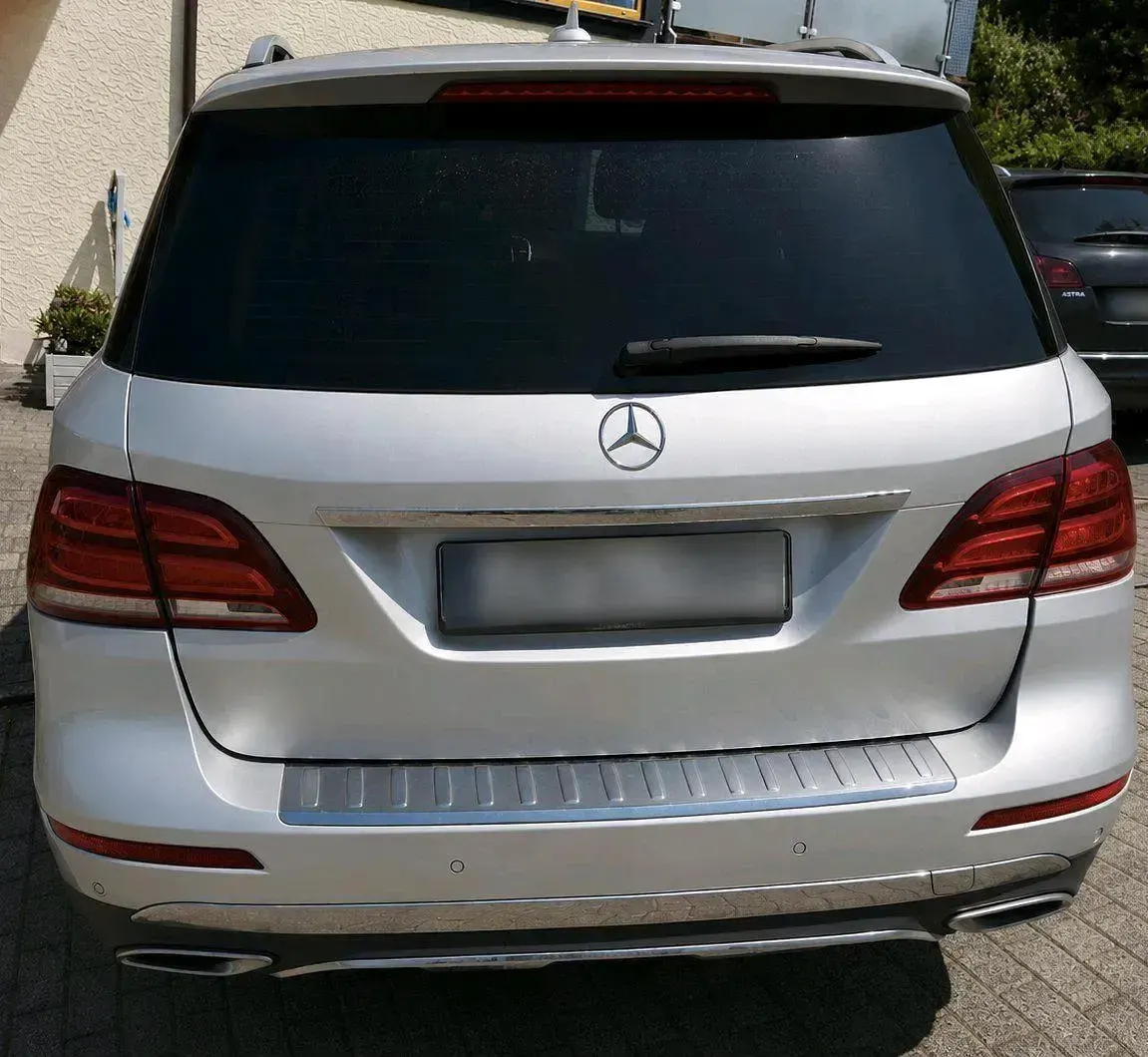 Gebraucht Mercedes GLE250 204 PS (150 kW) 2018 Silber SUV