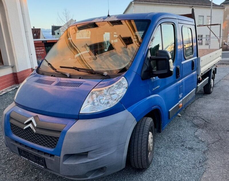 Blau Gebraucht 2007 Citroën Jumper Van / Kleinbus | 5.999 € - Bild 1/4