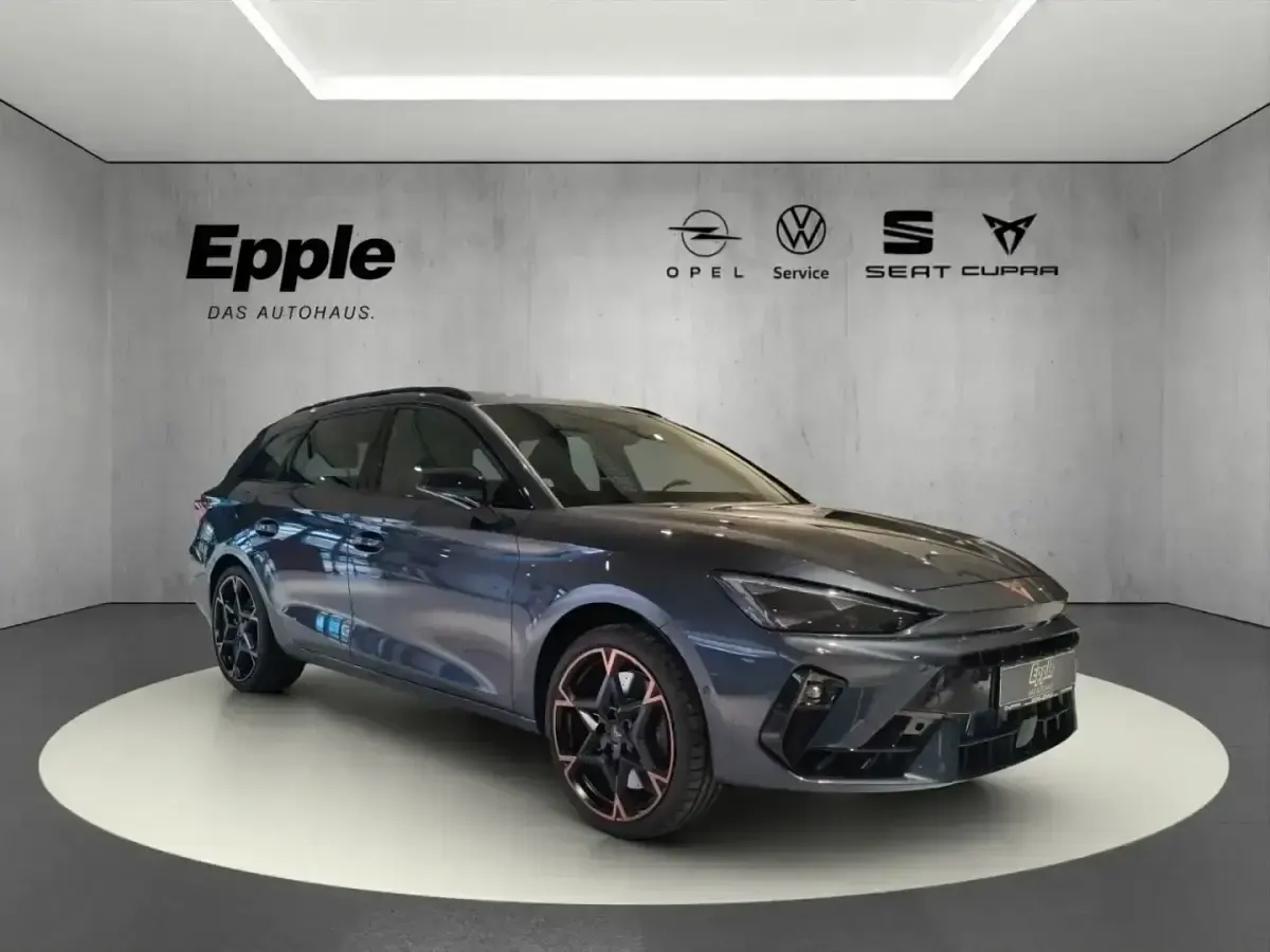 Neu Cupra Leon VZ 333 PS (244 kW) 2025 Violett Kombi