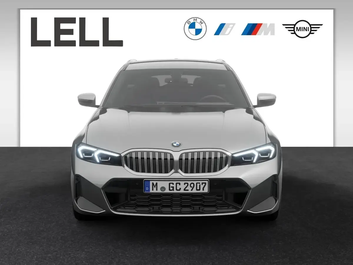 Neu BMW 320 M Sport 184 PS (135 kW) 2026 Skyscraper grau Kombi