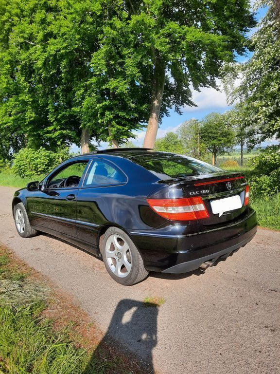 Schwarz Gebraucht 2009 Mercedes CLC180 Kleinwagen | 7.999 € (Fairer Preis) - Bild 1/4