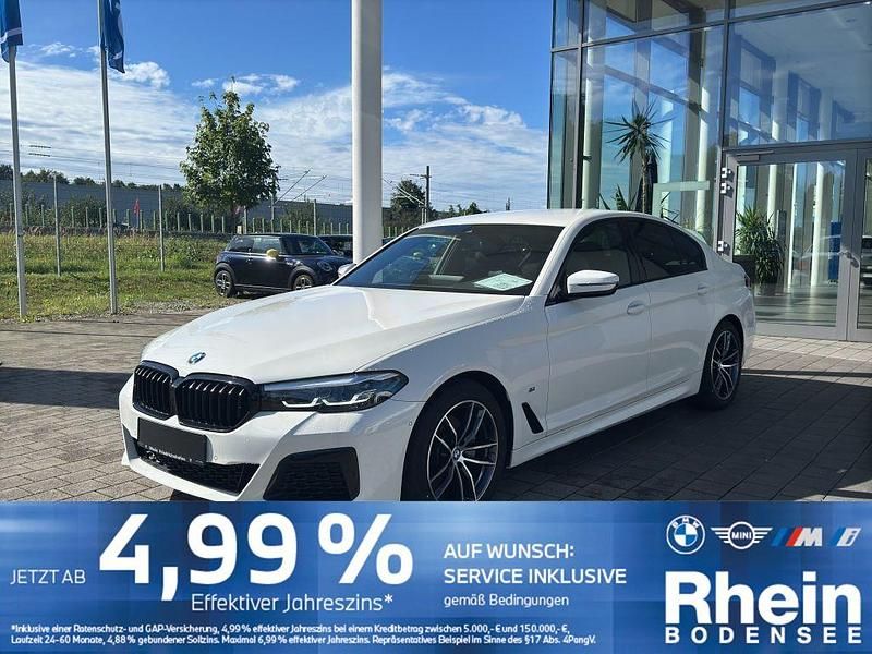 Weiß Gebraucht 2023 BMW 520 M Sport Limousine | 38.840 € (Guter Preis) - Bild 1/4