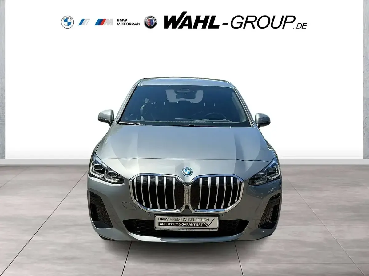 Gebraucht BMW 230e Active Tourer M Sport 326 PS (239 kW) 2023 Grau Van / Kleinbus