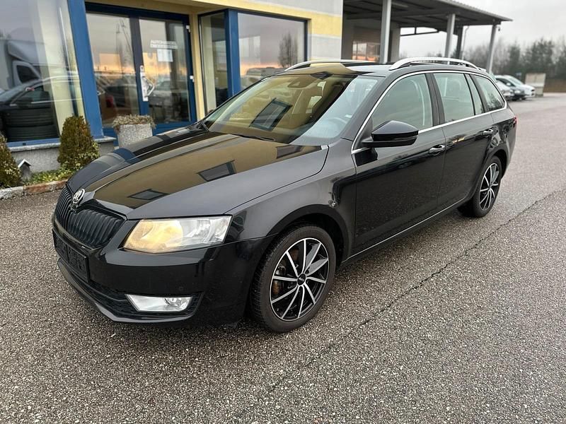 Schwarz Gebraucht 2015 Skoda Octavia Kombi | 6.500 € (Etwas zu teuer) - Bild 1/4