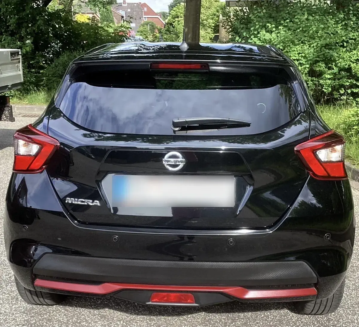 Gebraucht Nissan Micra Tekna 90 PS (66 kW) 2017 Schwarz Kleinwagen