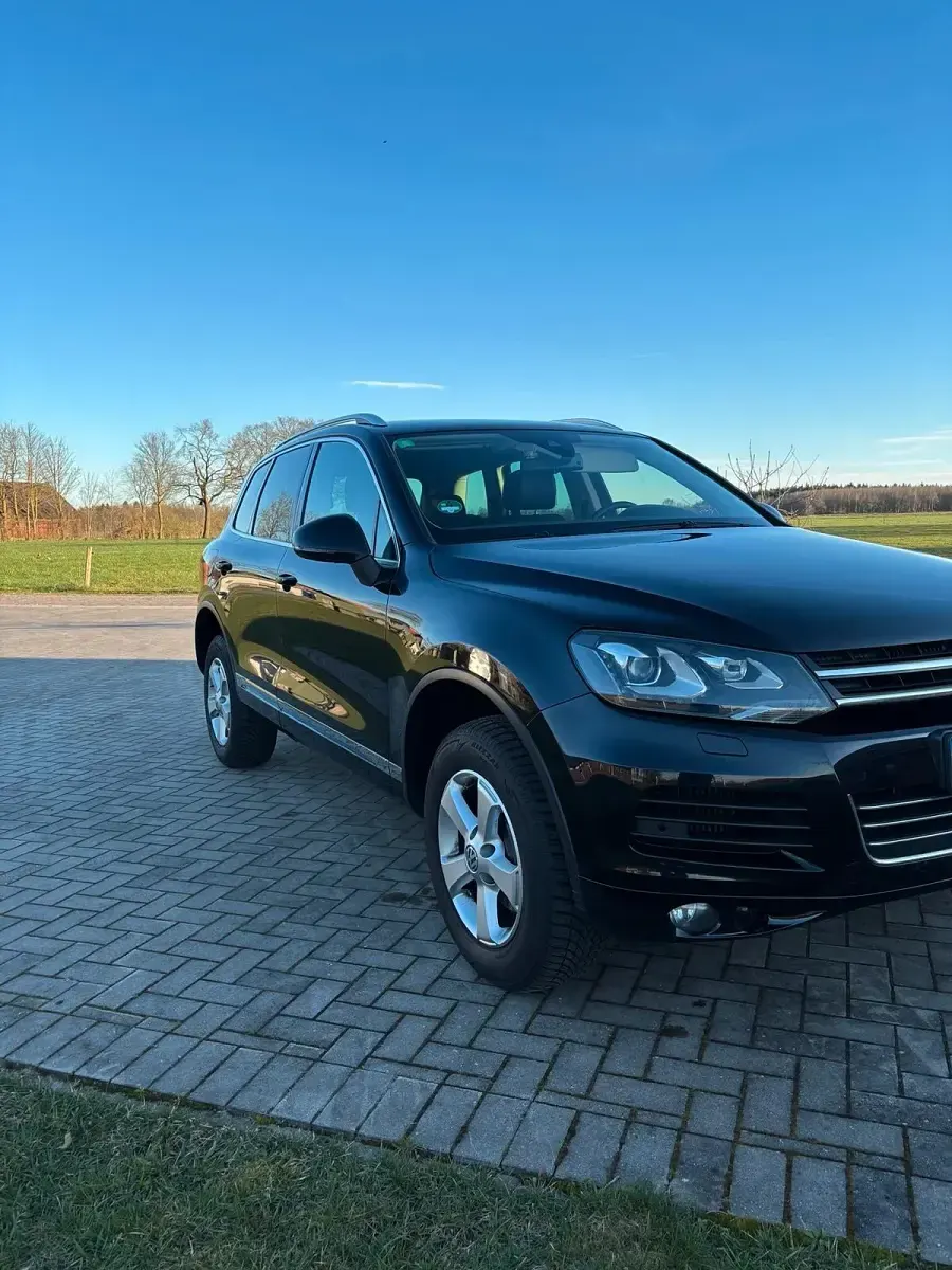 Gebraucht VW Touareg 245 PS (180 kW) 2011 Schwarz SUV