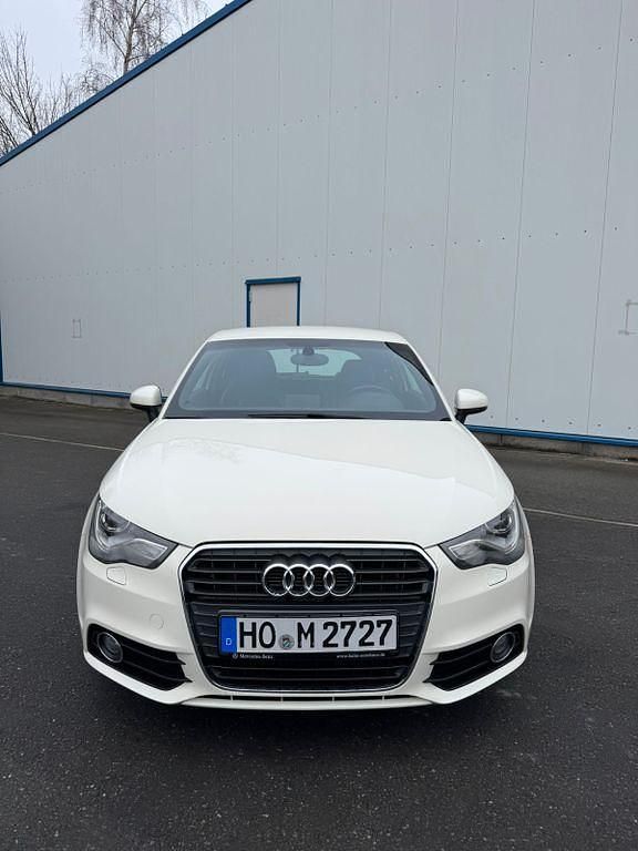 Gebraucht Audi A1 S-Line 86 PS (63 kW) 2013 Weiß Kleinwagen
