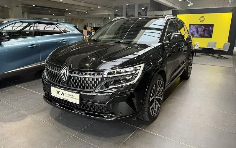 Usado Renault Austral Iconic 200 CV (147 kW) 2023 Negro SUV