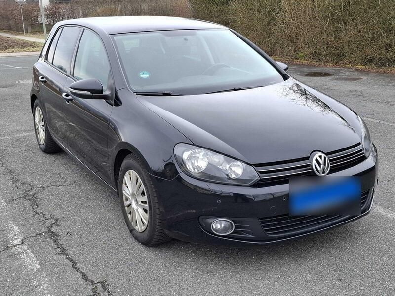 Schwarz Gebraucht 2009 VW Golf VI Comfortline Limousine | 4.500 € (Etwas zu teuer) - Bild 1/4