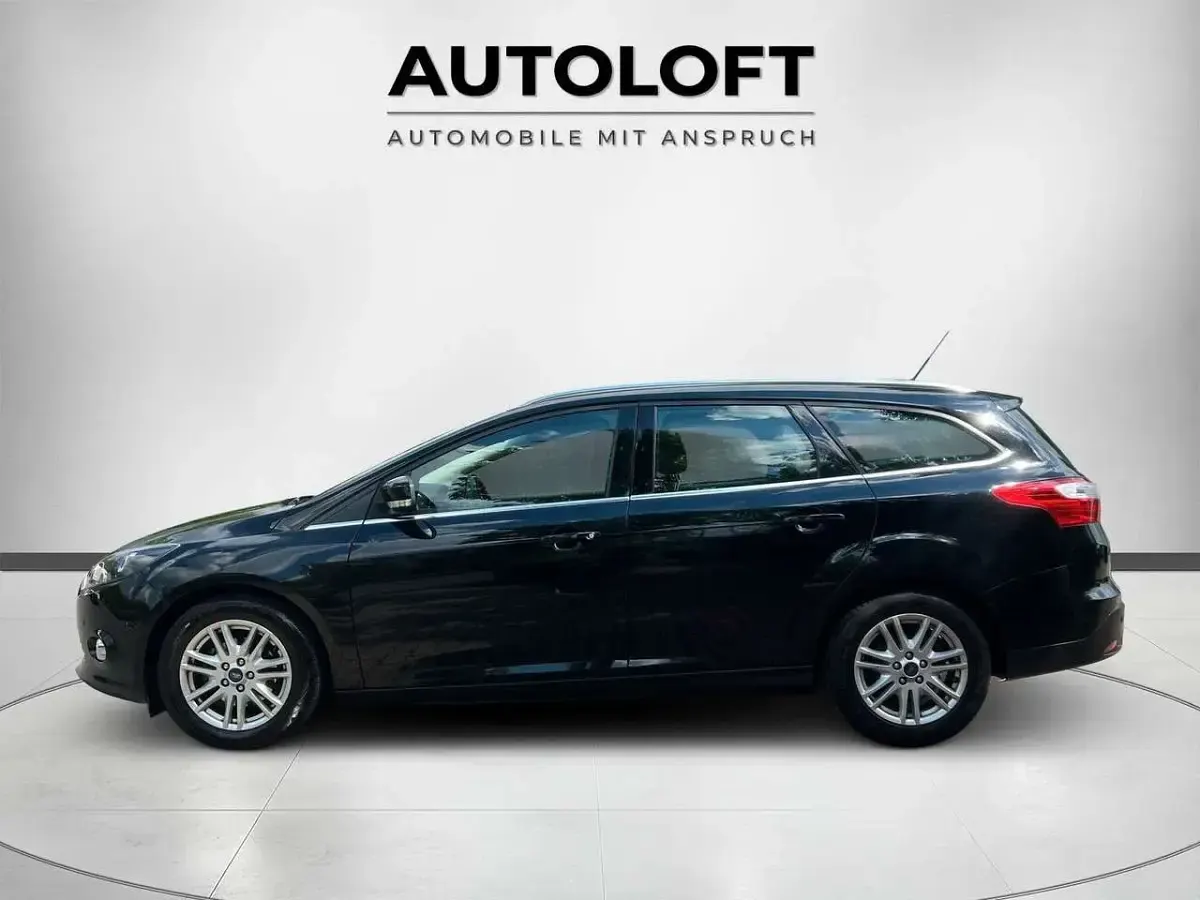 Używany Ford Focus Titanium 125 KM (91 kW) 2014 Czarny Kombi