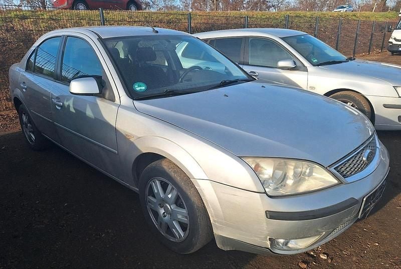 Gebraucht Ford Mondeo 145 PS (106 kW) 2007 Silber Limousine