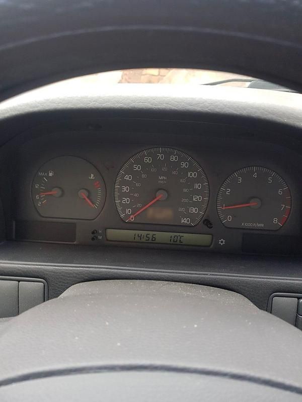 Gebraucht Volvo S70 170 PS (125 kW) 2000 Rot Limousine