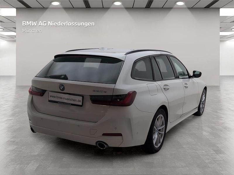 Second-hand BMW 330e 184 CP (135 kW) 2023 Alb Break