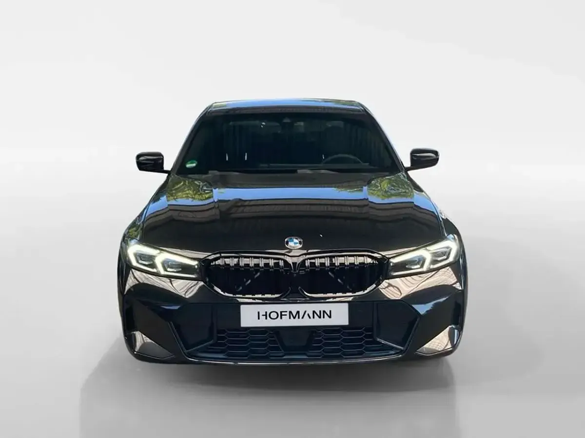Gebraucht BMW 320 Comfort Edition 184 PS (135 kW) 2024 Saphirschwarz metallic Limousine