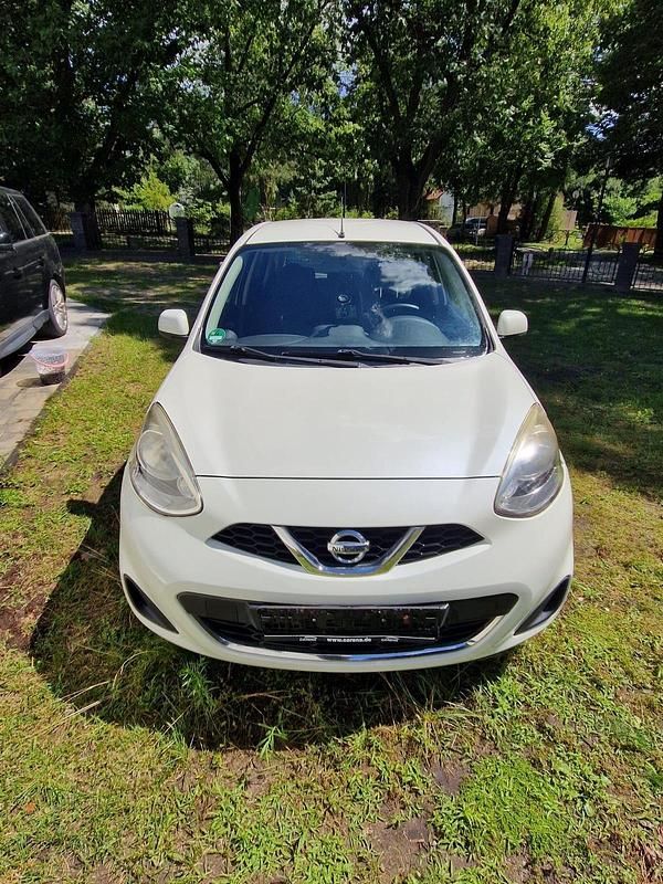 Gebraucht Nissan Micra 80 PS (58 kW) 2013 Weiß Kleinwagen