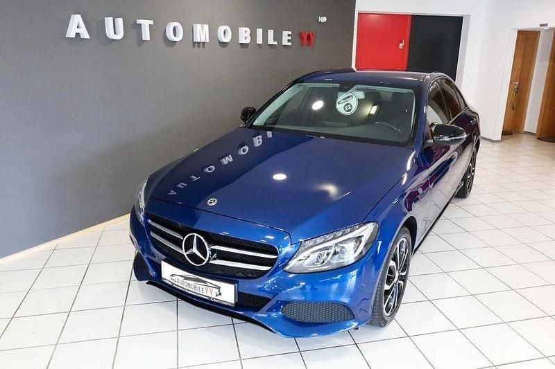 Blau Gebraucht 2016 Mercedes C200 Avantgarde Limousine | 21.500 € (Guter Preis) - Bild 1/4