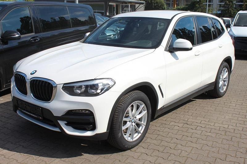 Weiß Gebraucht 2020 BMW X3 Sport Line SUV | 26.900 € (Fairer Preis) - Bild 1/4