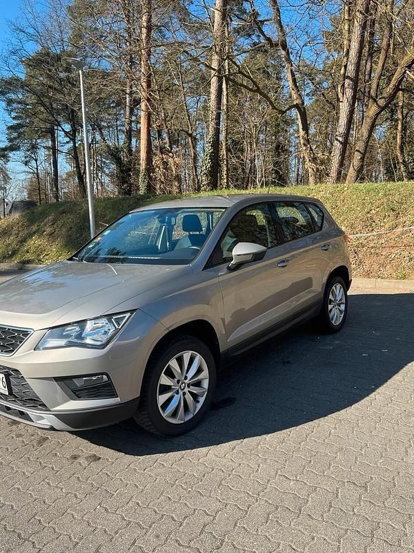 Braun Gebraucht 2017 Seat Ateca SUV | 13.700 € (Guter Preis) - Bild 1/4