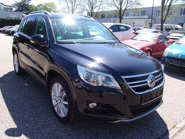Gebraucht VW Tiguan Sportline 140 PS (102 kW) 2009 Deep black perleffekt SUV