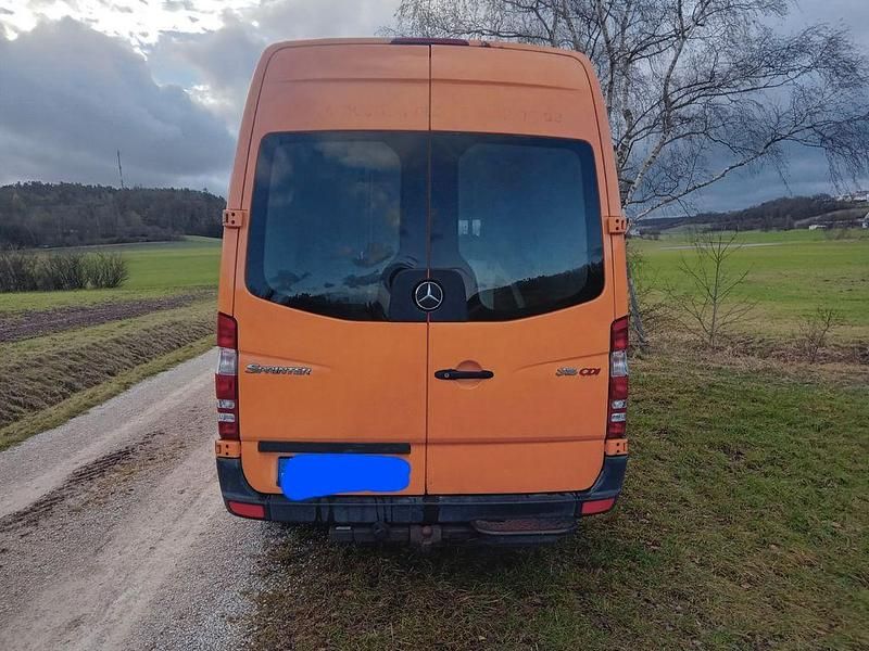 Gebraucht Mercedes Sprinter 163 PS (119 kW) 2012 Orange Van