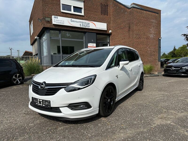 Weiß Gebraucht 2018 Opel Zafira OPC Van / Kleinbus | 9.500 € (Guter Preis) - Bild 1/4