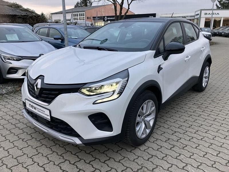 Zweifarbig: perlmuttweiß und Gebraucht 2023 Renault Captur Evolution SUV | 21.497 € (Fairer Preis) - Bild 1/4