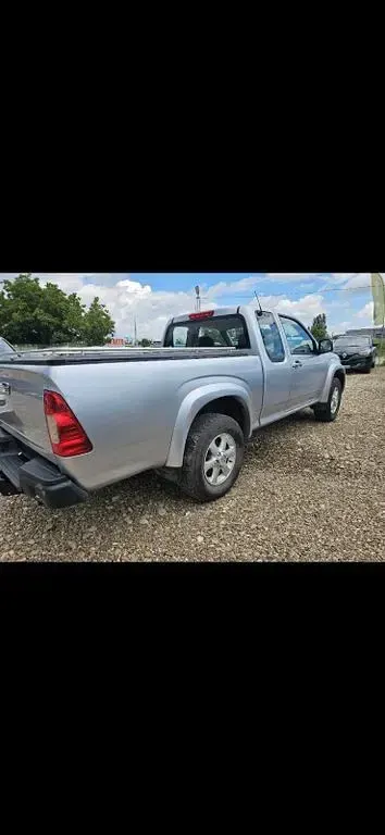 Gebraucht Isuzu D-Max 136 PS (100 kW) 2009 Silber Pickup