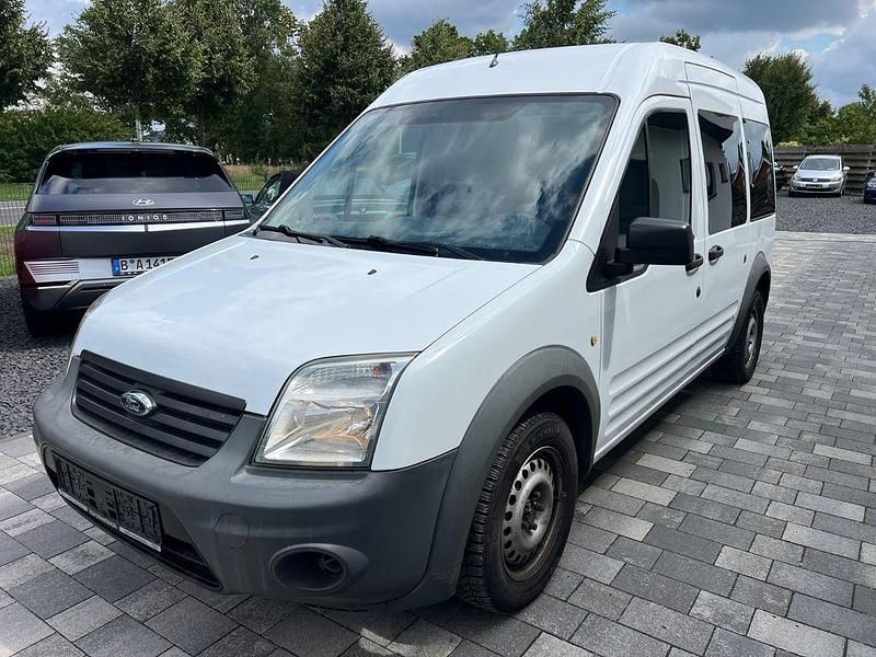 Weiß Gebraucht 2011 Ford Tourneo Connect Van / Kleinbus | 7.999 € (Teuer) - Bild 1/4