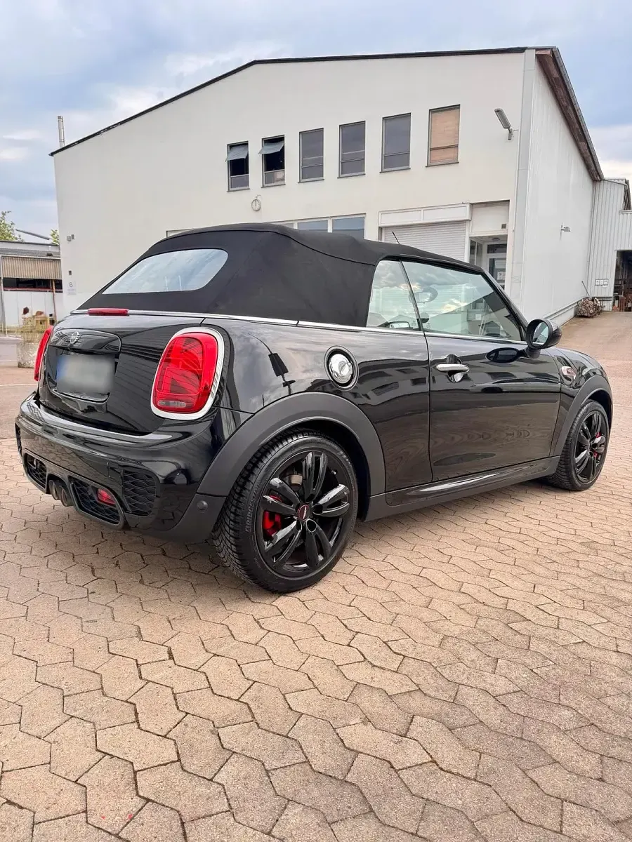 Gebraucht Mini John Cooper Works Cabriolet 231 PS (169 kW) 2019 Schwarz Cabrio