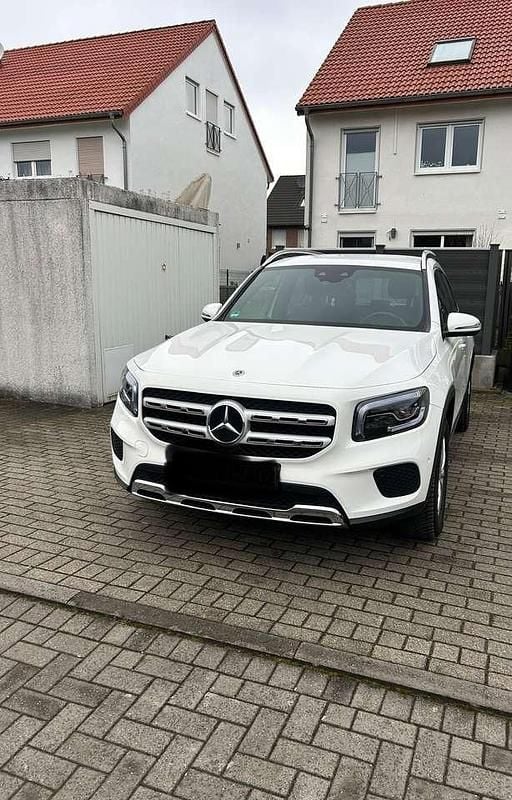 Gebraucht Mercedes GLB200 Progressive 150 PS (110 kW) 2021 Weiß SUV