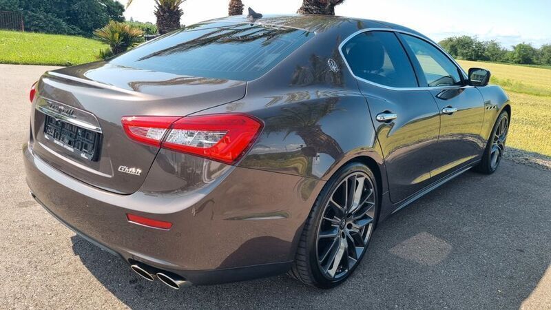 Gebraucht Maserati Ghibli 330 PS (242 kW) 2015 Braun Coupé
