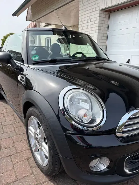 Occasion Mini Cooper Cabriolet 122 ch (89 kW) 2011 Noir Cabriolet