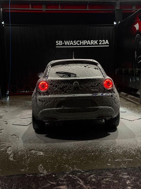 Gebraucht Alfa Romeo MiTo Quadrifoglio Verde 180 PS (132 kW) 2010 Violett Kleinwagen