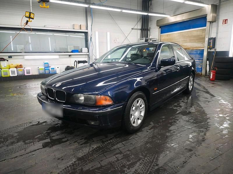 Gebraucht BMW 523 170 PS (125 kW) 1999 Blau Limousine