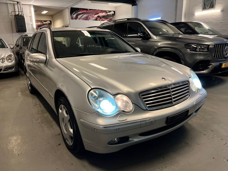 Gebraucht Mercedes C240 Elegance 170 PS (125 kW) 2004 Silber Limousine