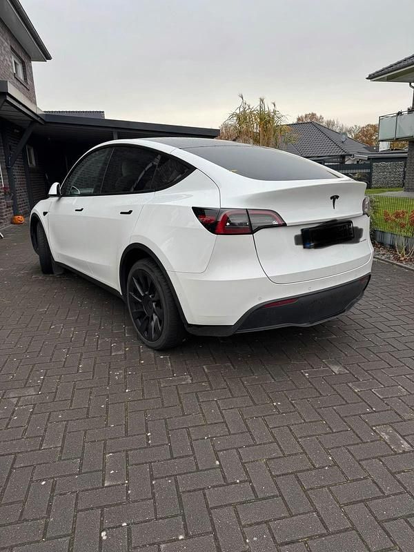 Gebraucht Tesla Model Y 378 kW (514 PS) 2022 Weiß SUV