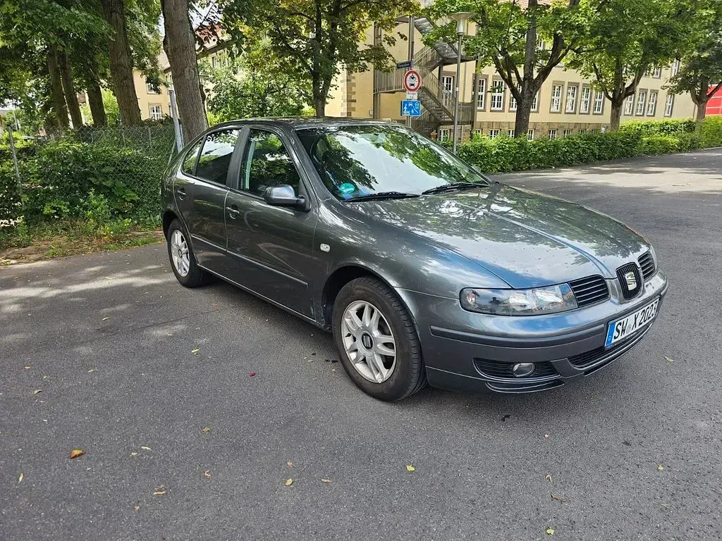 Gebraucht Seat Leon 105 PS (77 kW) 2002 Grau Kleinwagen