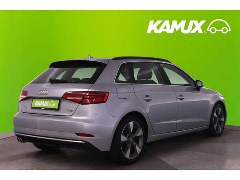 Gebraucht Audi A3 Sport 150 PS (110 kW) 2018 Florettsilber Limousine