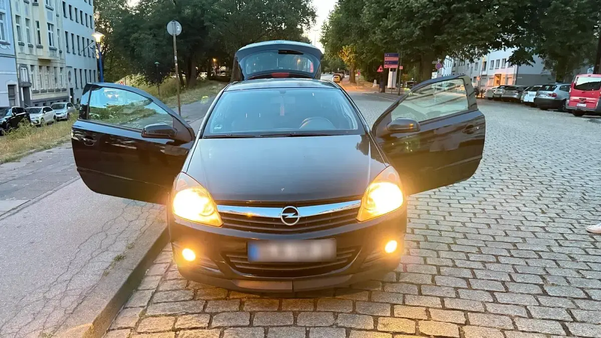 Gebraucht Opel Astra GTC 150 PS (110 kW) 2006 Schwarz Coupé