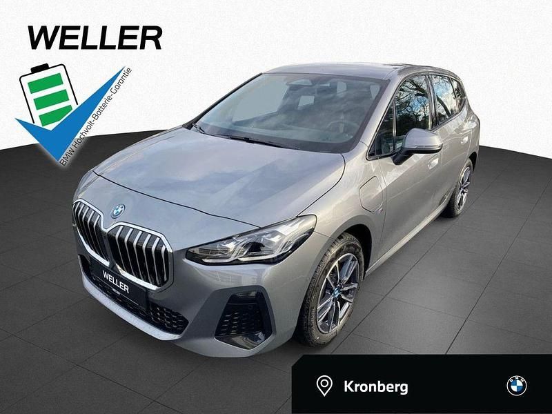 Grau Gebraucht 2024 BMW 230e Active Tourer Performance Van / Kleinbus | 34.950 € (Guter Preis) - Bild 1/4