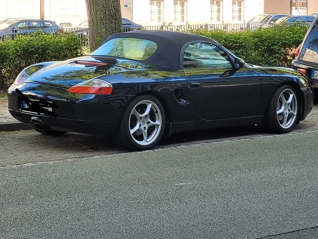 Gebraucht Porsche Boxster 228 PS (167 kW) 2000 Blau Cabrio