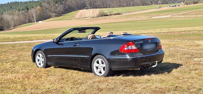 Gebraucht Mercedes CLK280 231 PS (169 kW) 2007 Schwarz Cabrio