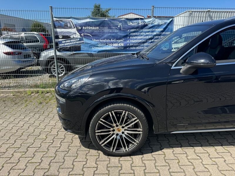 Gebraucht Porsche Cayenne Sport 262 PS (192 kW) 2016 Tiefschwarzmetallic SUV