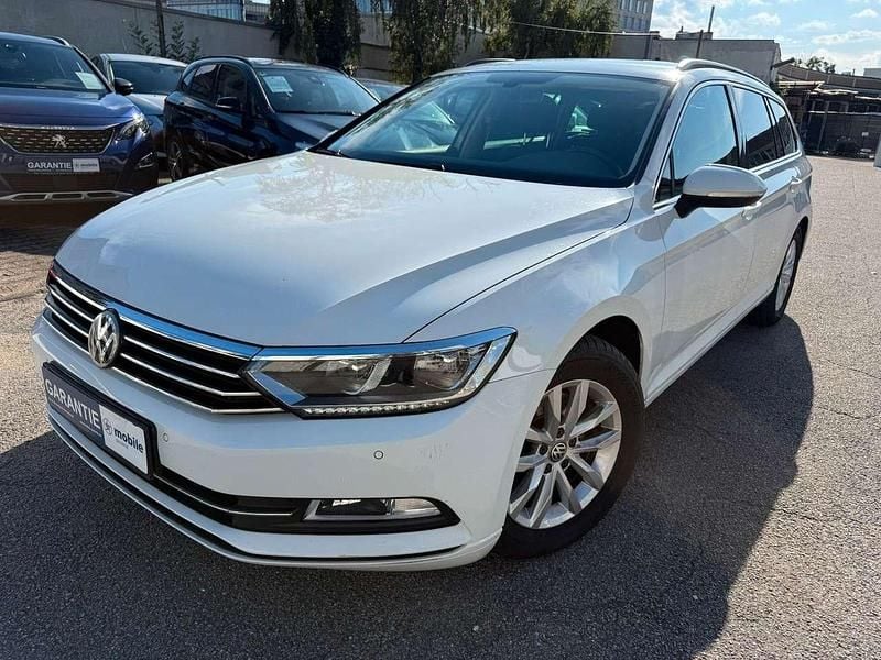 Weiß Gebraucht 2015 VW Passat Highline Kombi | 9.000 € (Superpreis) - Bild 1/4