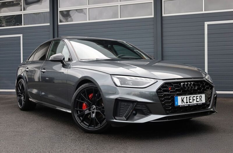 Grau Gebraucht 2023 Audi S4 Sport Limousine | 39.950 € - Bild 1/4
