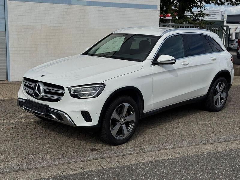 Weiß Gebraucht 2021 Mercedes 200 SUV | 23.622 € (Fairer Preis) - Bild 1/4